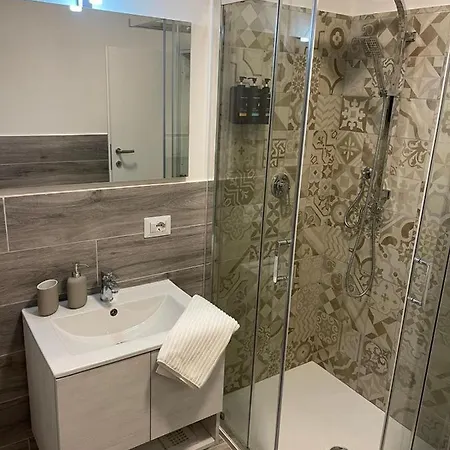 Marand House Prázdninový dům *