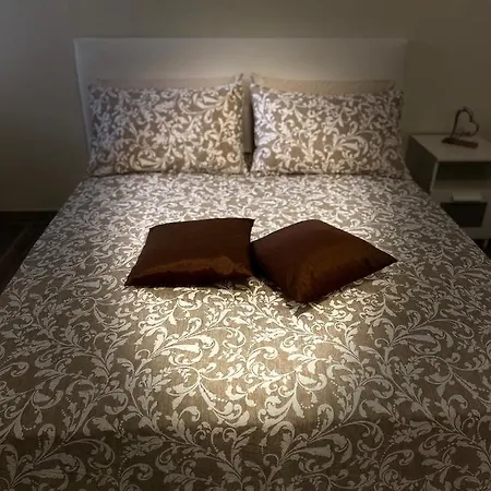 Marand House Roma
